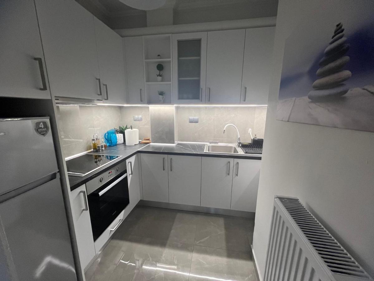 Serres City Center Modern Apartment Esterno foto